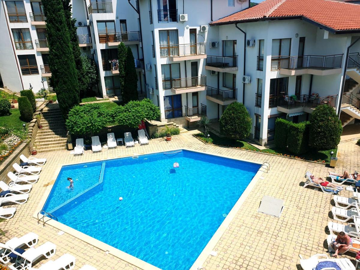 La Terrace Sea View Apartment Sveti Vlas Exterior foto