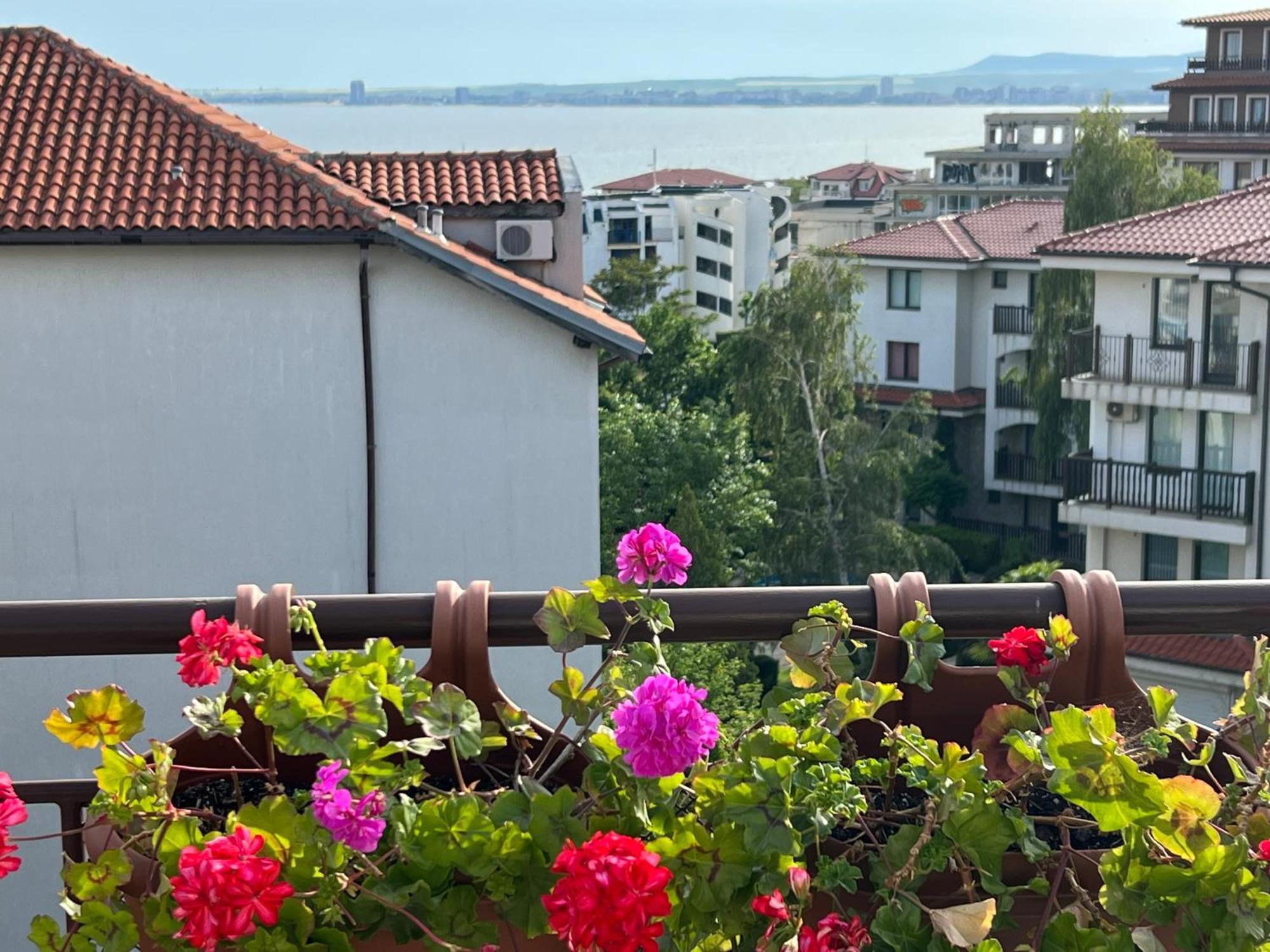 La Terrace Sea View Apartment Sveti Vlas Exterior foto